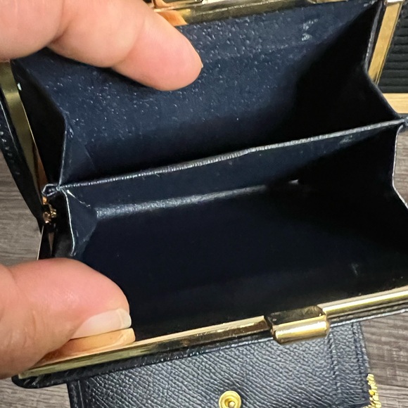 COPY - Valentino Garavini Vintage Wallet - Picture 5 of 10